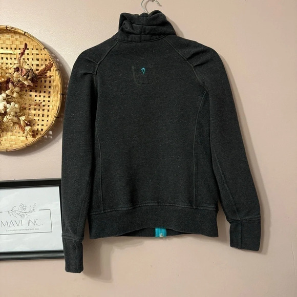 Ivivva by Lululemon Cuddle Me Jacket - Picture 2 of 6